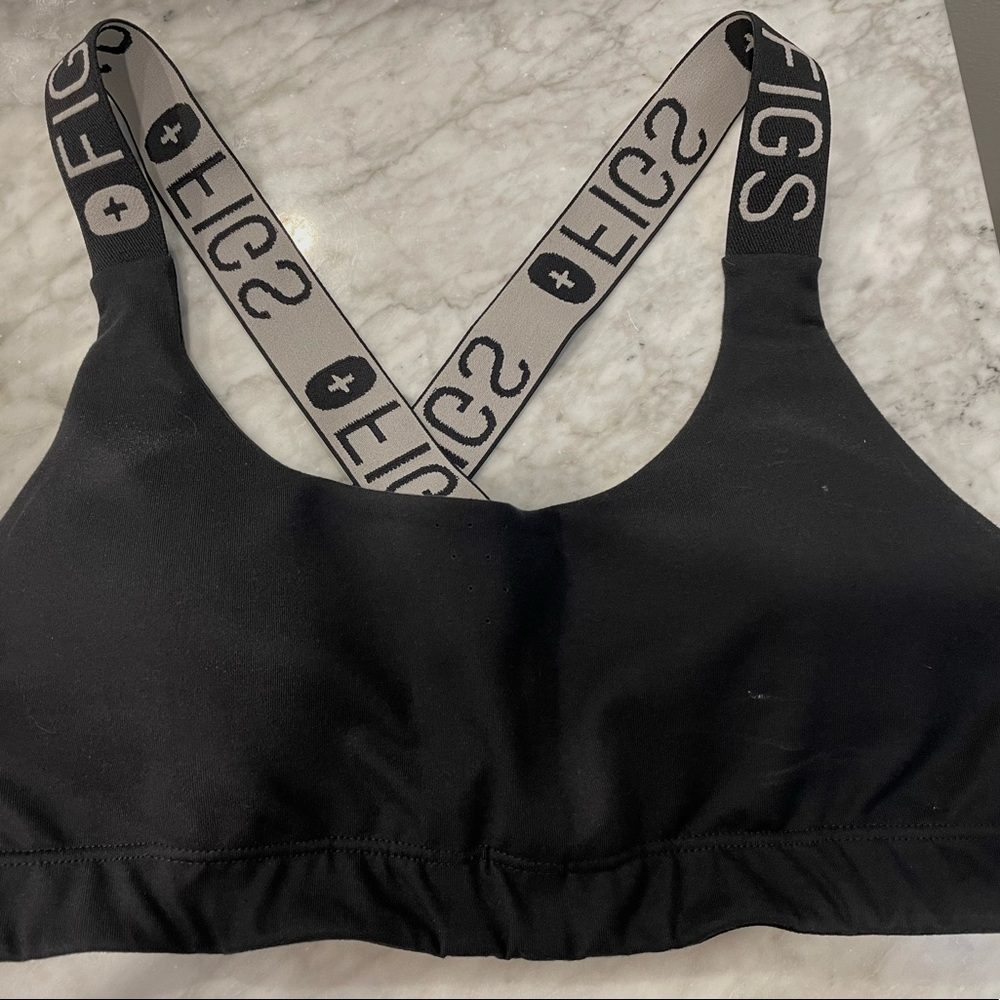 FIGS Sports Bra